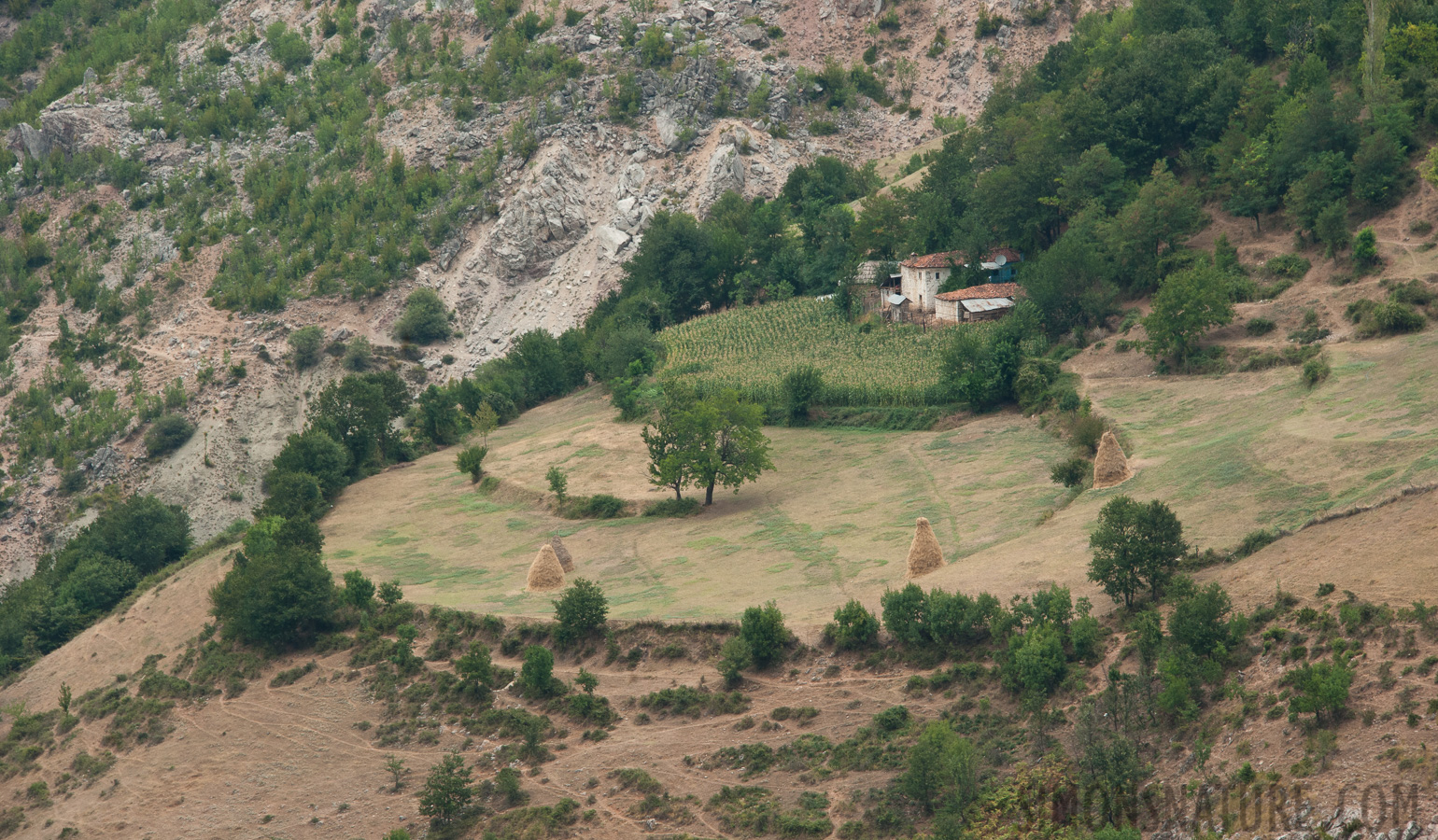 Albania -  [200 mm, 1/200 sec at f / 10, ISO 800]